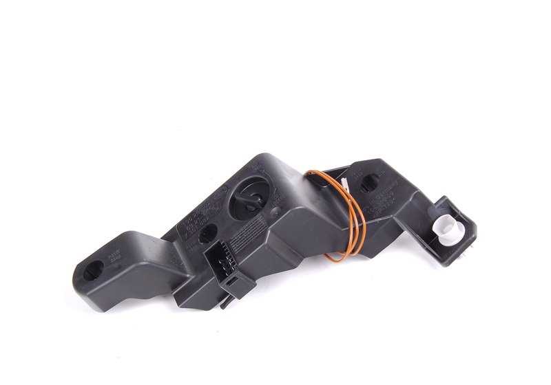 Portalámpara trasero derecho para indicador de dirección OEM 63217361882 para BMW Serie 5 E60, E60 LCI. Original BMW.