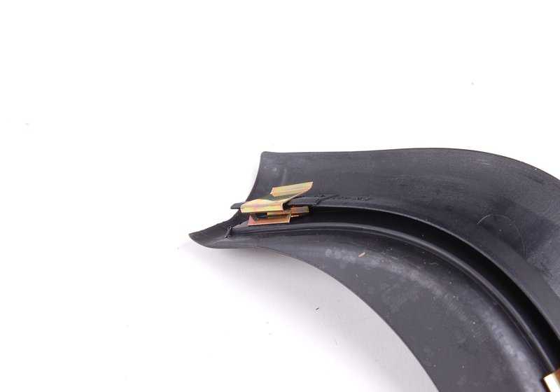 Tapón de sellado parachoques trasero derecho OEM 51718222462 para BMW E39. Original BMW.