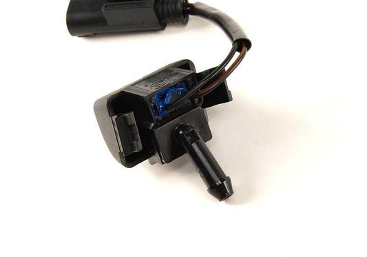 Difusor calentable derecho OEM 61668374366 para BMW Serie 3 E46 (316i, AL11, AL12, AL21, AL22, AL51, AN92, AX31, AX32, AX41). Original BMW.