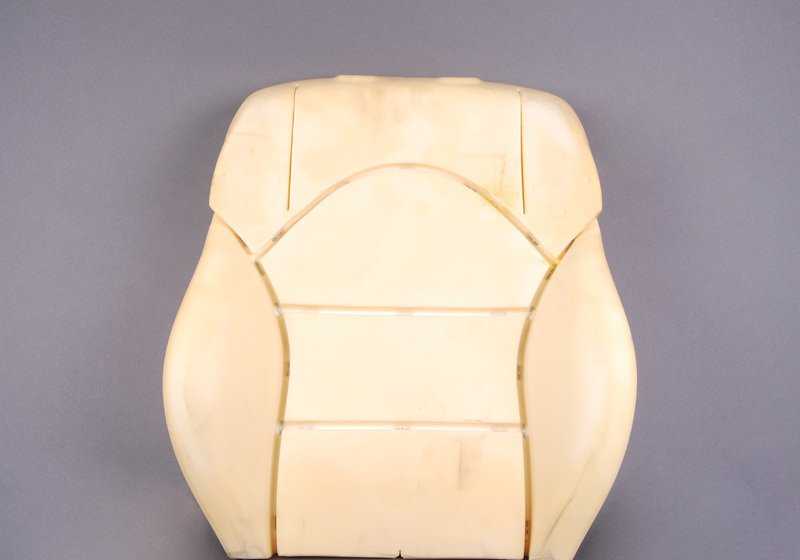 Acolchado respaldo trasero OEM 52107901999 para BMW Serie 3 E46, M3. Original BMW.