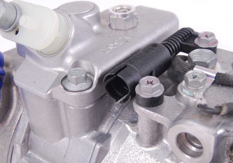 Compresor de aire acondicionado OEM 64526910458 para BMW E46, E39, E38. Original BMW.