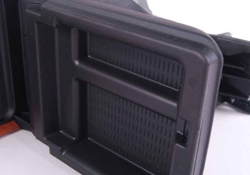 Potenza in pelle OEM 51167902747 per BMW E46. Finitura della cannella (N5ZM Zimt). BMW originale BMW.