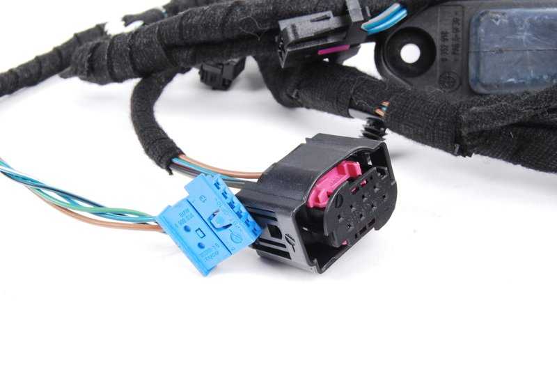 Cableado puerta lado conductor OEM 61126929211 para BMW Serie 3 E46. Arnés eléctrico original BMW.