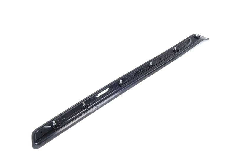 Embellecedor original entrada puerta izquierda OEM 51478045297 para BMW E88 (Serie 1 Cabrio). Original BMW.