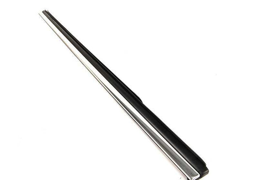 Junta de antepecho derecha OEM 51368227686 para BMW Serie 3 E46 (1998-2006). Original BMW.