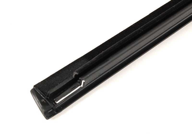 Cubierta exterior izquierda OEM 51211977675 para BMW E36. Original BMW.