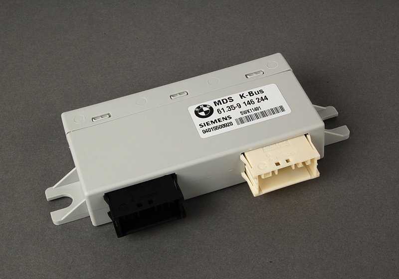 Sunroof Control Unit for BMW E83, E83N, E53 (OEM 61359146244). Original BMW