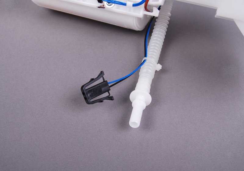 Bomba de gasolina con sensor de nivel OEM 16146765119 para MINI R50, R52... y más. Original MINI.