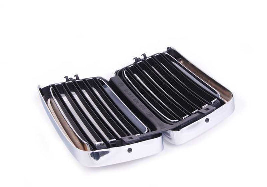 Rejilla decorativa central OEM 51131873253 para BMW E28. Original BMW.