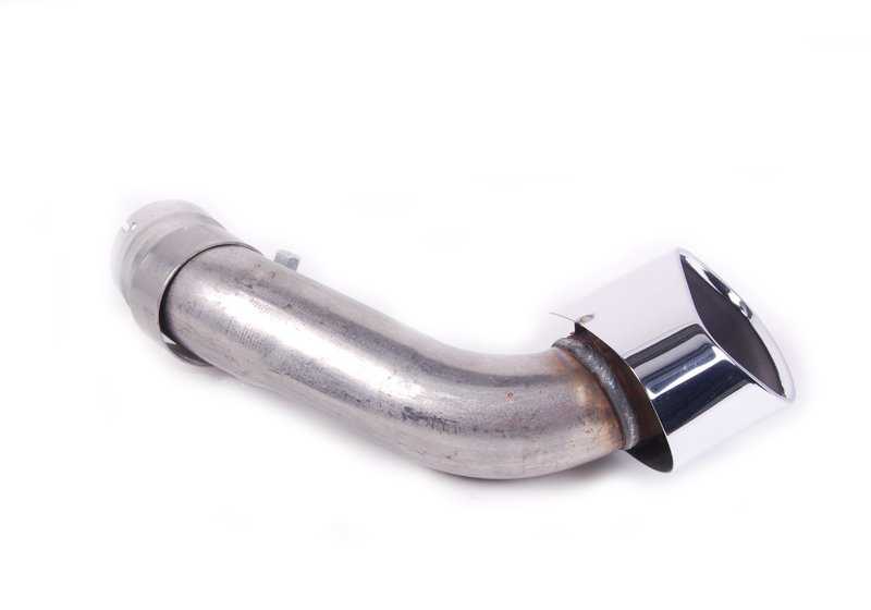 Embellecedor de tubo de escape para BMW X5 E70N (OEM 18307562547). Original BMW