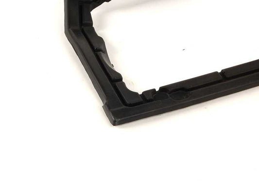 Marco de junta derecha OEM 63211361522 para BMW E12. Pieza original BMW.