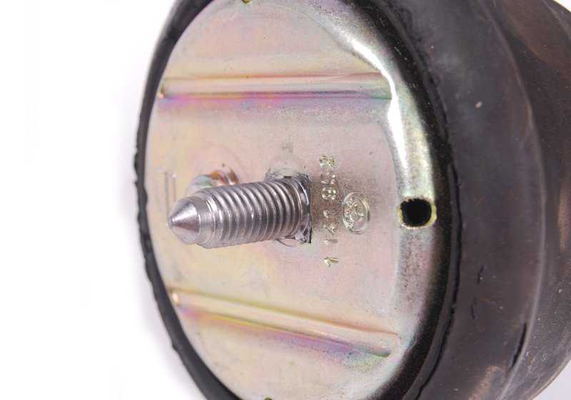 Soporte de caja de cambios OEM 22311141952 para BMW E38. Compatible con todos los modelos BMW Serie 7 E38. Pieza original BMW.