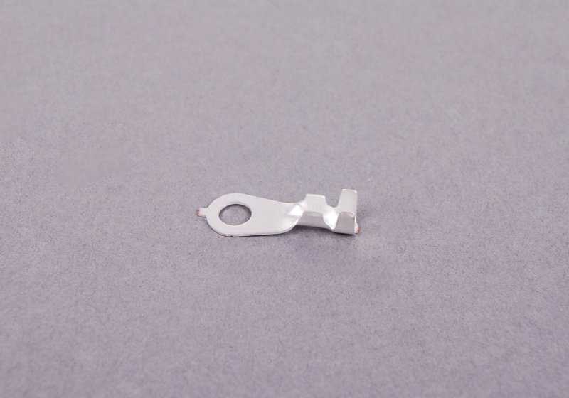 Terminale cavo OEM 61131388431 per BMW (modelli compatibili: E81, E82, E87, E88, F20, F21, E30, E36, E46, E90, E91, E92, E93, F30, F31, F34, F35, F32, G26, E28, E34, E39, E32, E38, E31, E84, E83, F25, F15, E85, E86, E89, I01, I12, I15, I20). Reca