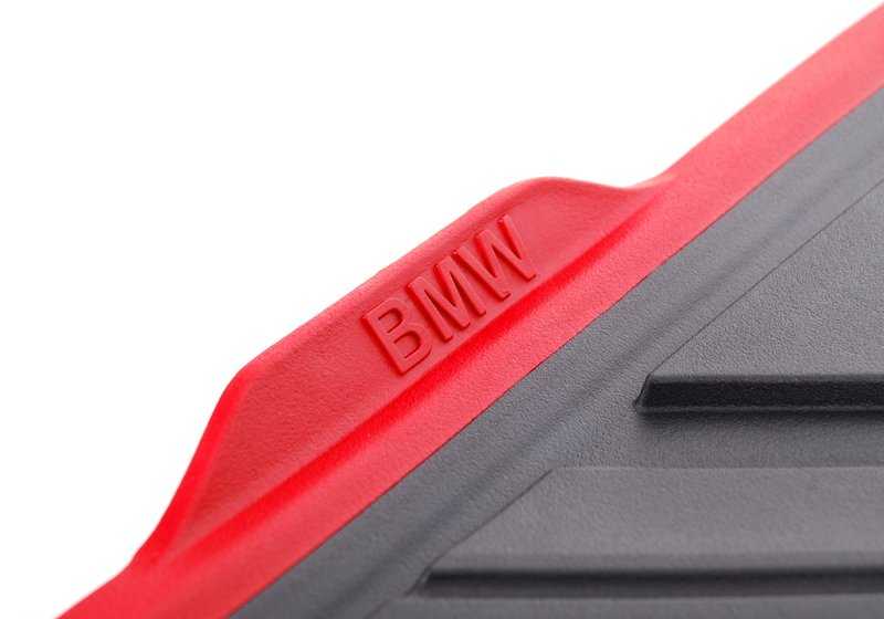 Alfombrillas de goma para todo clima OEM 51472219803 para BMW F30, F31, F80, F36. Juego trasero. Original BMW.