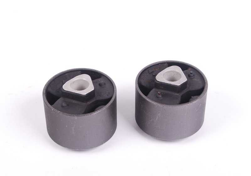 Silentblocks de goma OEM 31129058818 para BMW E28 520i, 524d, 524 TD, 525e. Repuestos originales BMW. Ideal para soportes de suspensión o chasis delanteros.