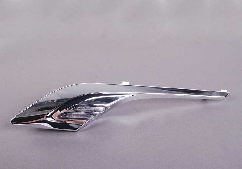 Luz intermitente lateral derecha OEM 63137303244 para BMW E89. Original BMW.