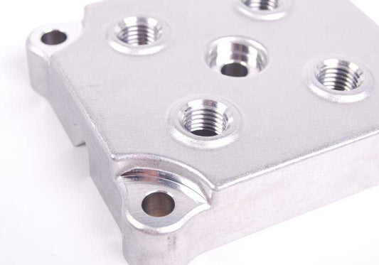 Tapa con taladros roscados OEM 11367831684 para BMW Serie 5 E39 M5, Z8 E52. Original BMW.