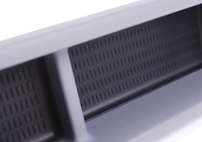 Supplément de console centrale 51168248498 pour la série BMW 3 E46 (04/1997 - 08/2006). BMW d'origine.
