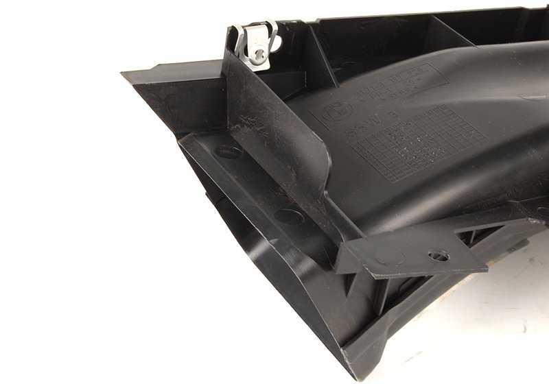 Conducto de aire freno delantero derecho OEM 51718197928 para BMW E46 316i. Compatible con versiones manuales y automáticas. Original BMW.