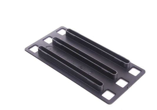 Blende for BMW 3 Series E30 (OEM 64111370629). Genuine BMW