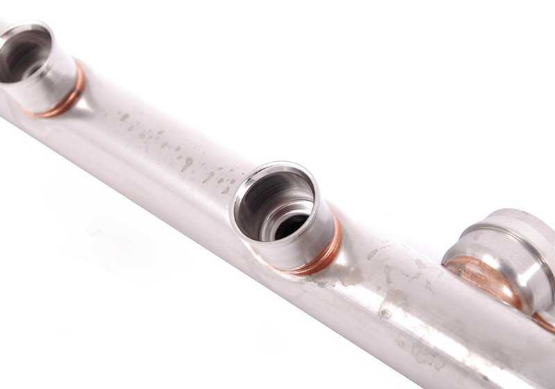 Zusätzliches Luftrohr für BMW 3 E46 -Serie (OEM 13417833597). Original BMW