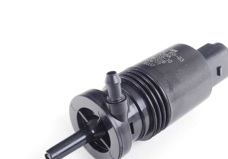 Bomba del lavaparabrisas OEM 67126963855 para MINI Cabrio R52 Cooper, Cooper S, One… y más. Original MINI.