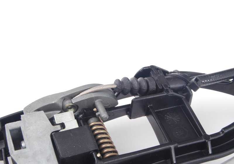 Portador de empuñadura exterior puerta delantera derecha OEM 51217044840 para BMW Serie 3 E46. Original BMW.