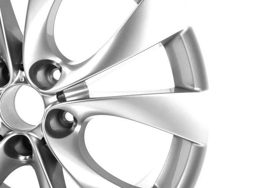 Llanta de aleación M diseño V radios 227 OEM 36118037350 para BMW X5 E70 y E70N. Medida trasera 11x20 ET35. Original BMW.