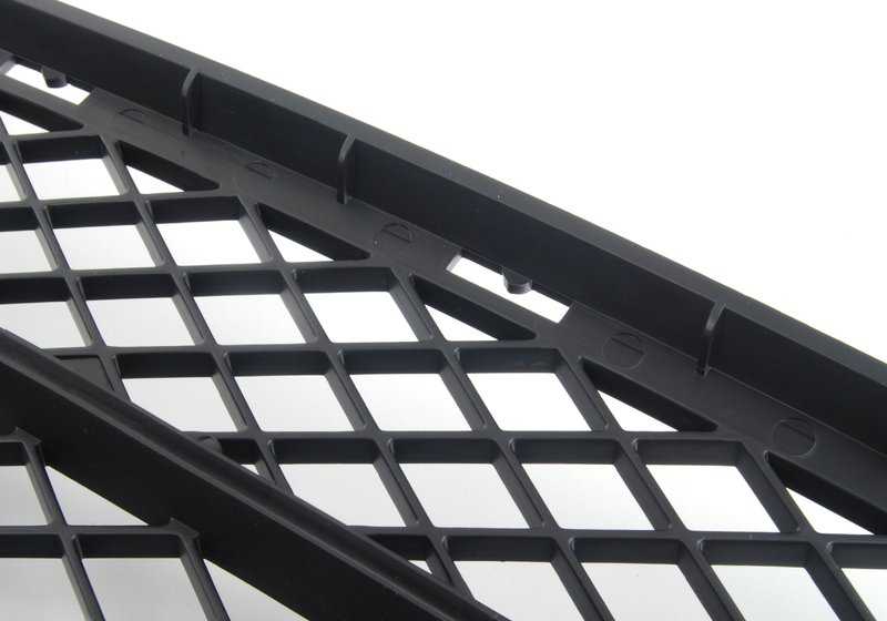 Rejilla central delantera abierta OEM 51117134074 para BMW E90, E91. Original BMW.