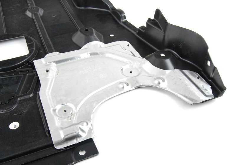 Cubierta protectora del motor OEM 51758051609 para BMW E82. Pieza original BMW.