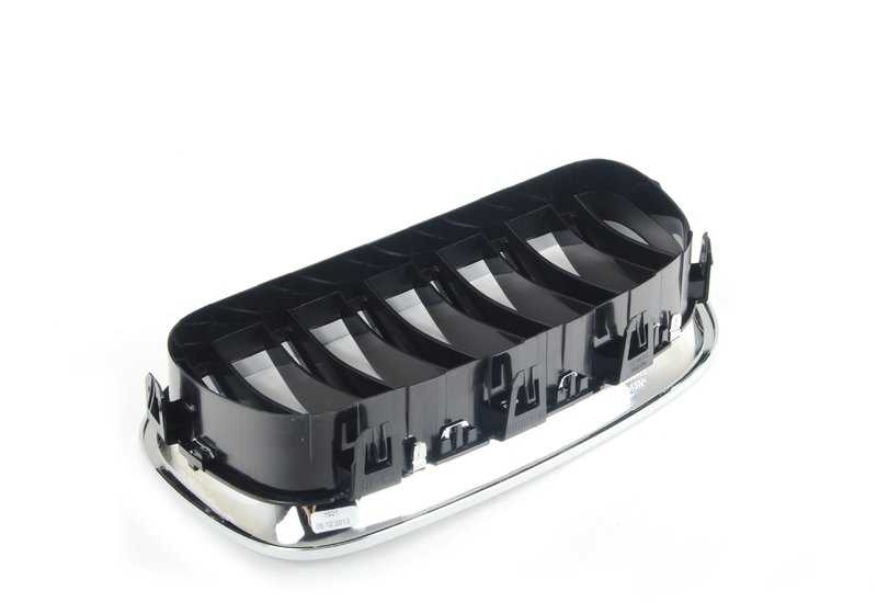 Rejilla embellecedora delantera derecha OEM 51138057224 para BMW F10. Original BMW.
