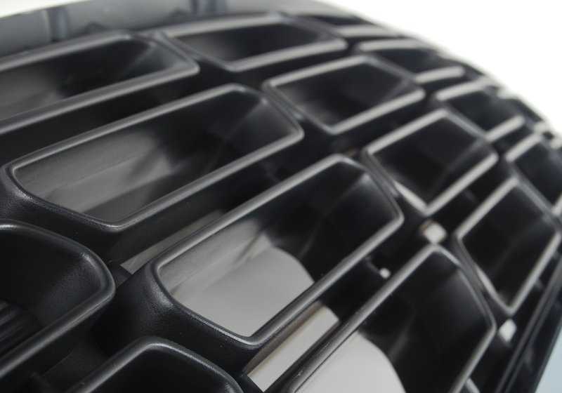 Rejilla decorativa frontal OEM 51139807476 para MINI R60, R61 (Countryman y Paceman). Original MINI.