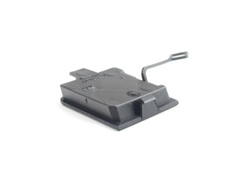 Panel argolla para remolcado OEM 51117127930 para MINI R50, R52, R53. Original MINI.