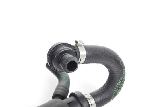 Pompa a vuoto con tubi OEM 11617836745 per BMW E46 M3 (BL91, BR91, BL95) con motore S54. Compatibile dal 2000 al 2006. BMW originale.