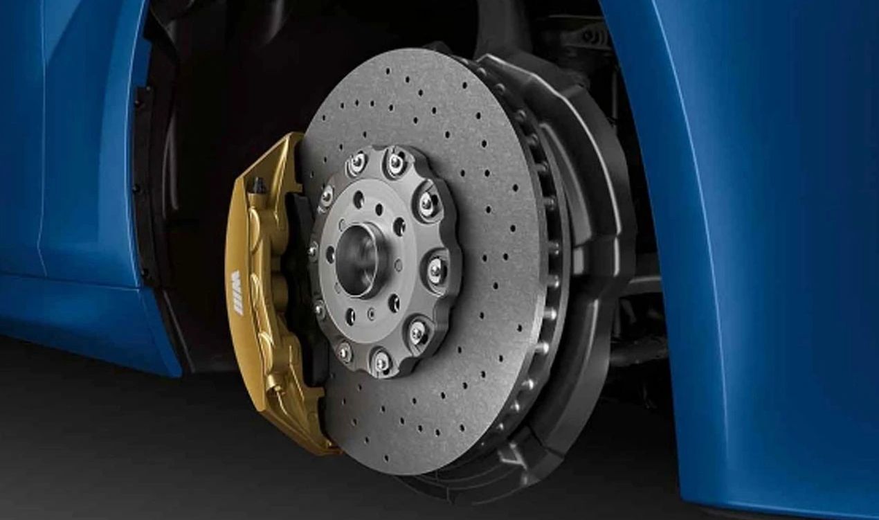 Kit di retrofit freno M in carbonio-ceramica OEM 34112317804 per BMW Serie 5 F10, Serie 6 F06 Gran Coupé, F12, F13 (LCI)... e altro ancora. BMW originale.