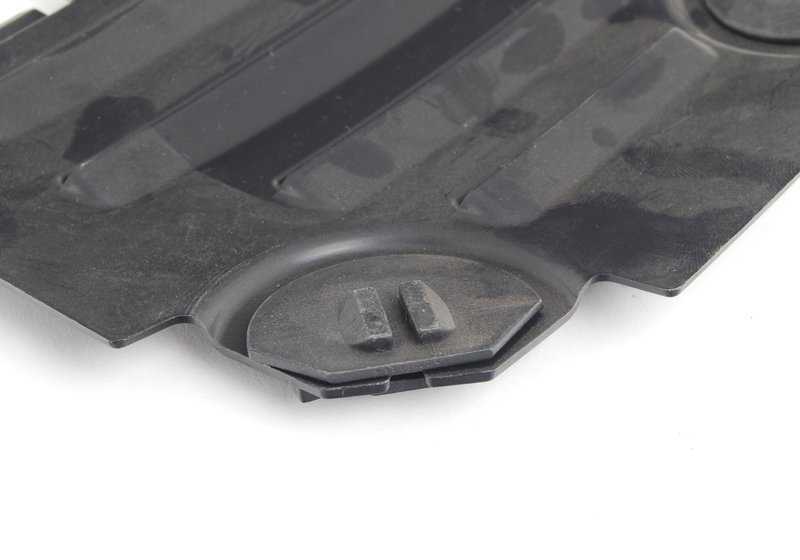 Tapa izquierda del paso de rueda OEM 51718045553 para BMW E82, E88, E90, E90N, E92, E92N, E93, E93N. Original BMW.
