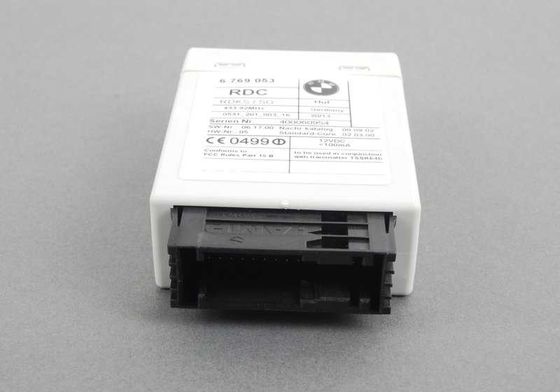 Unidad de control sensor presión neumáticos OEM 36146769053 para BMW E65, E66. Original BMW.