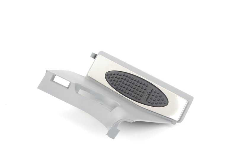 Revestimiento lateral reposapiés M delantero izquierdo OEM 51437902390 para BMW Serie 3 E46. Original BMW.