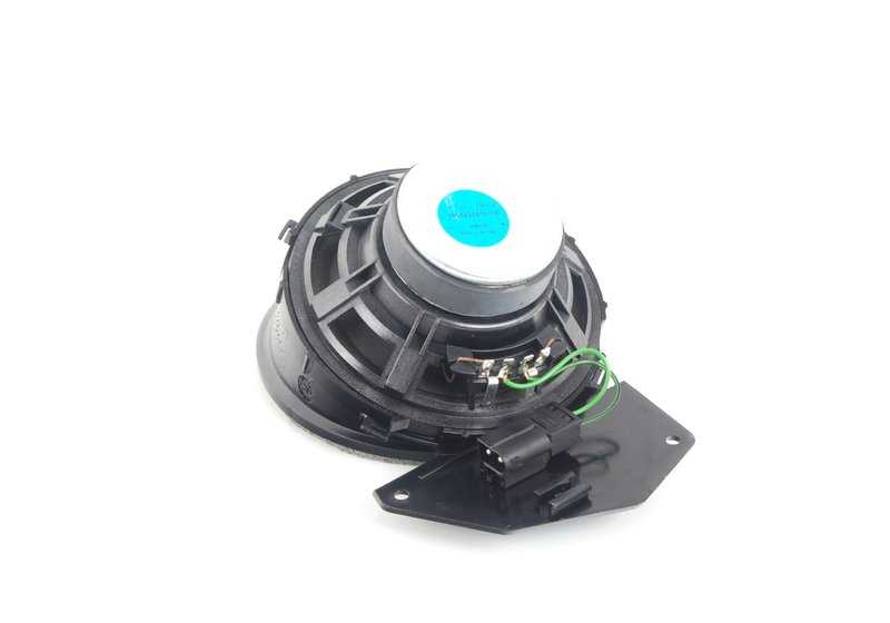 Altavoz trasero derecho OEM 65138360680 para BMW E36. Original BMW.