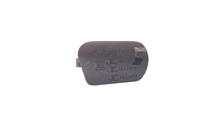 Tapa embellecedora inferior izquierda OEM 51167001037 para BMW E39 y E38. Compatible con múltiples versiones de 520d, 520i. Pieza original BMW.