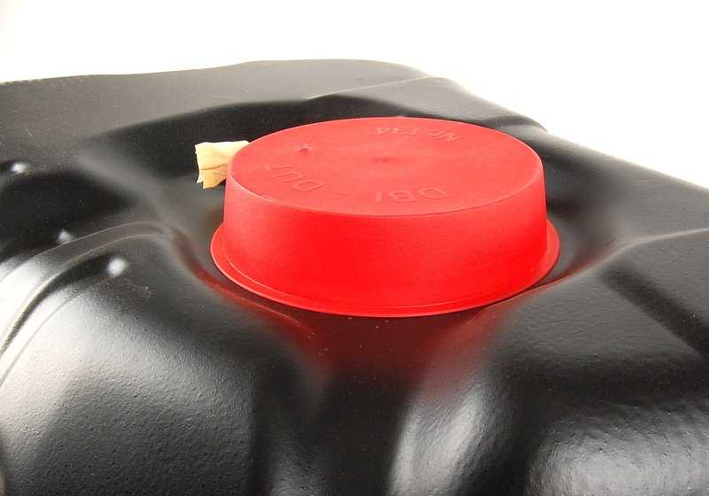 Depósito de combustible de metal OEM 16111178947 para BMW E34. Original BMW.