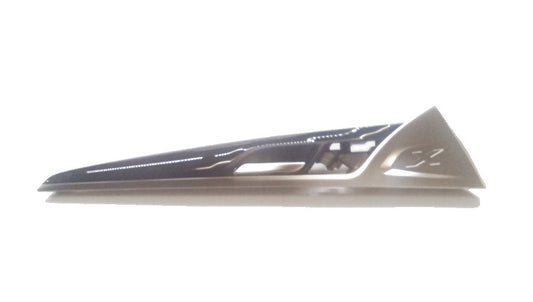 Embellose left front door OEM 51417936701 for BMW G01, G02. Original BMW piece.