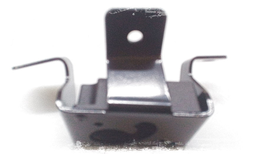 Soporte trasero derecho para red separadora OEM 51472990744 para BMW X1 {E84 sDrive16d, sDrive16i, sDrive18d}. Original BMW.
