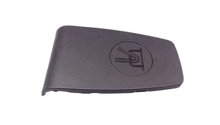 Tapa anilla de sujeción maletero OEM 51477471668 para BMW G31 (520d, 518d) desde 2017 a 2024. Pieza original BMW. Ideal para cubrir el anclaje en el piso del maletero. Color negro.