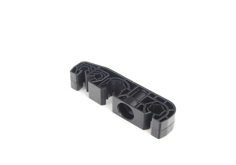 Clip de sujeción de tuberías OEM 16126763897 para BMW E81, E82, E87, E88, E90, E91, E92, E93, E84, E70, F15, F85, E71, E72, F16, F86, E85, E86, E89. Original BMW.
