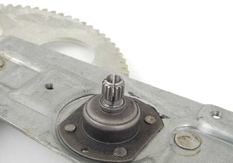 Elevalunas delantero derecho OEM 51321801136 para BMW E30. Original BMW.
