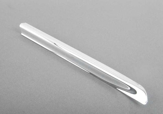 Listón de parachoques lateral delantero izquierdo cromado OEM 51138238875 para BMW Serie 3 E46 (03/1998 - 08/2006). Original BMW.