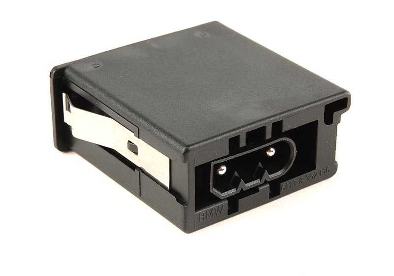 Wiederaufladbare Taschenlampenunterstützung für BMW E46, E90, E91, E92, E93, E39, E60, E61, E38, E83N, E53 (OEM 61138352336). Original BMW
