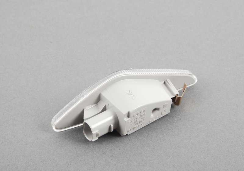 Linksseite intermittierende OEM 63137171007 für BMW F25, E70, E71, E72. Kompatibel mit X3- und X5 -Modellen. Originaler BMW -Ersatz.