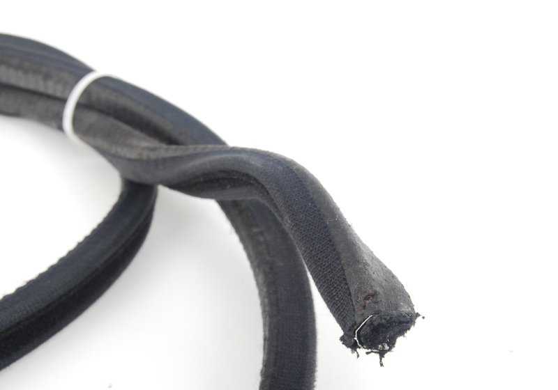 OEM 5132654262 Guide de fenêtre avant pour la série BMW 3 (E46). BMW d'origine.